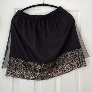 Mossimo Skirt Size M Elastic waist Black w/gold sequins & black netting overlay